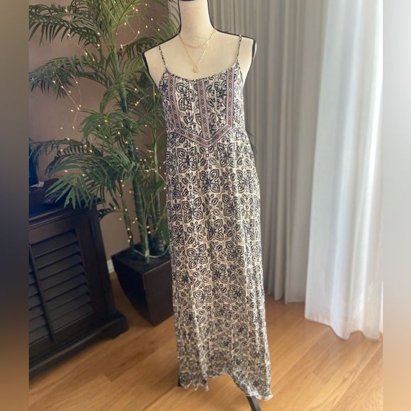 Robe Cocktail AS U WISH - Taille XS - Crème Et Or - Manches Courtes - Occasion Très Bon état